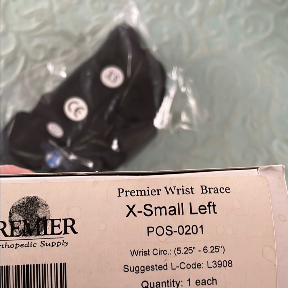 Premier XS Left Wrist Support - Picture 3 of 6
